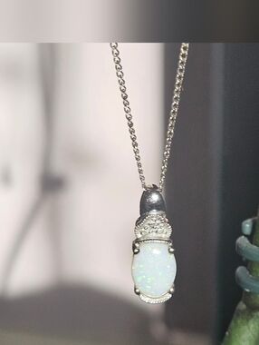 14k White Gold Natural Australian White Opal  Dainty Necklace With Dianond Chips